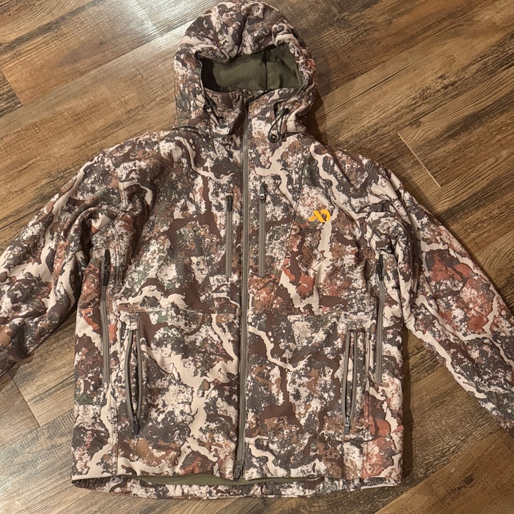 First Lite Solitude Jacket